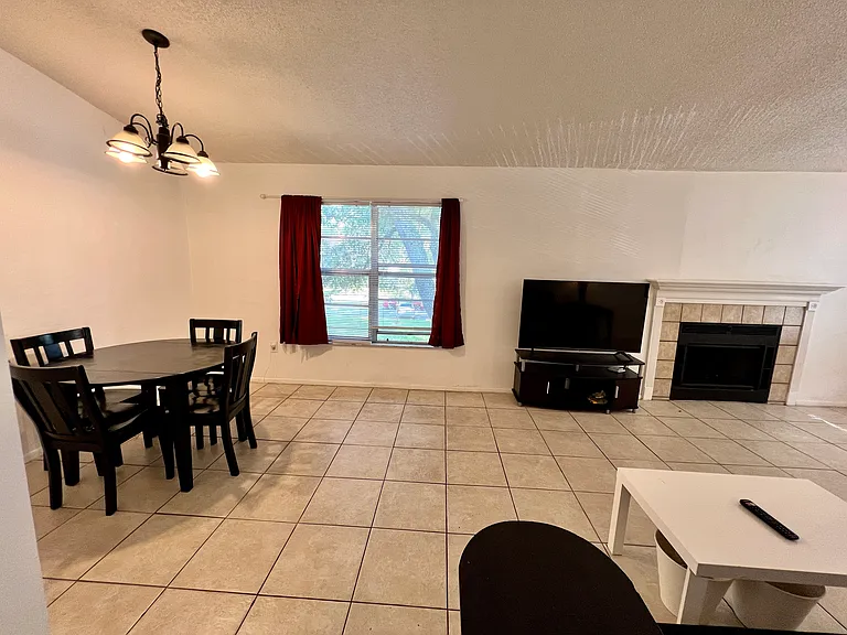 14301 Hanging Moss Cir #201 — Photo 9
