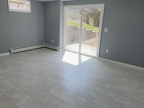 4th image of 74 Prospect Hill Road