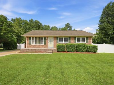 239 Rutledge Dr, Winston Salem, NC, 27103