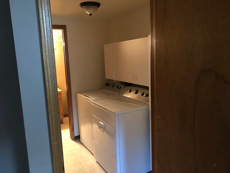 848 Elliott St — Photo 19