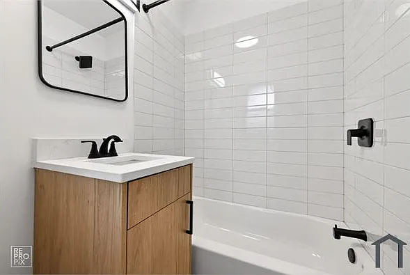 6308 N Artesian Ave #3 — Photo 13