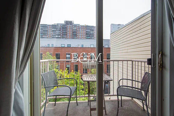 Rented by Brick&Mortar | media 14