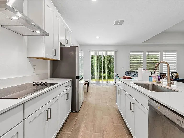 18542 Serene Lake Loop — Photo 33