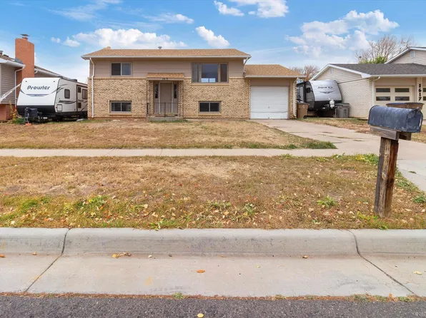 1613 Bill Nye Ave, Laramie, WY 82070