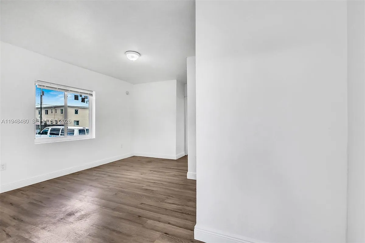 Building Photo - 8329 NW 5th Ave #1
