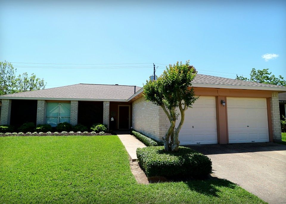 1st image of 5621 Stone Creek Dr