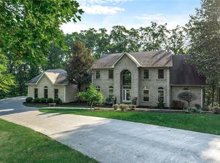 18502 Red Tail Ct, Pacific, MO 63069