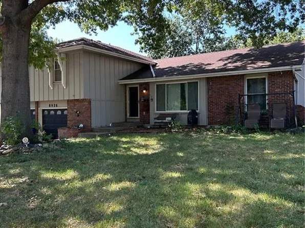8926 Grant St, Overland Park, KS 66212