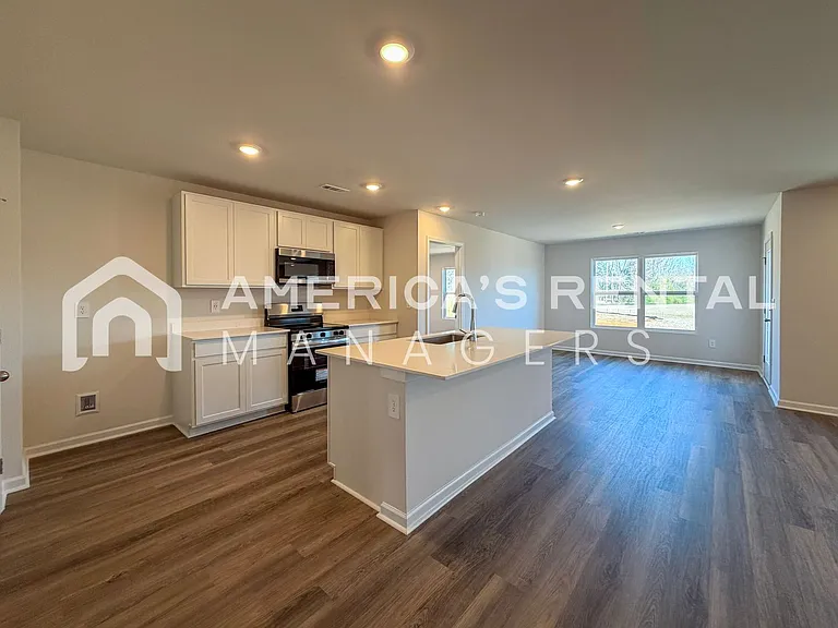 9945 Sequoyah Cove Dr SE — Photo 17
