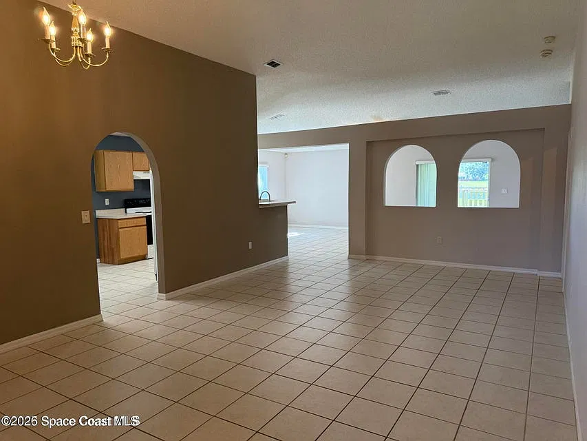 288 Mcclain Drive - 1 — Photo 3