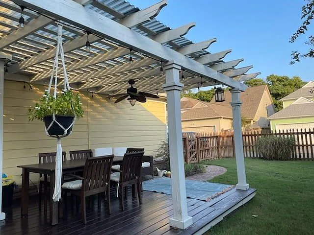 1054 Island Pl E — Photo 15