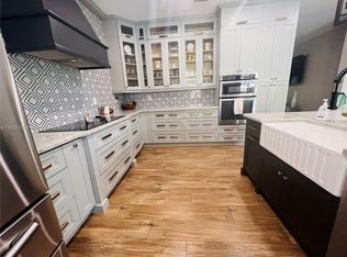 9655 SW 159th Ct, Miami, FL 33196