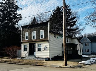 902 W 4th St, Erie, PA 16507