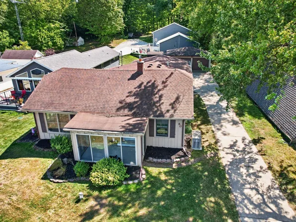 60 E Hickory Rd, Battle Creek, MI 49017