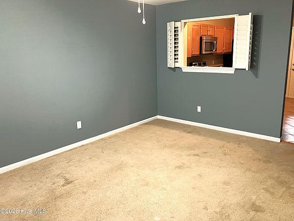 3rd image of 420 Caldwell Loop