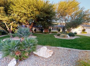 13821 Santee Rd, Apple Valley, CA 92307