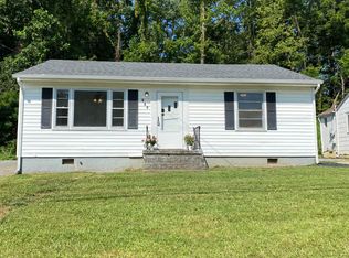 909 Liberty St, Martinsville, VA 24112