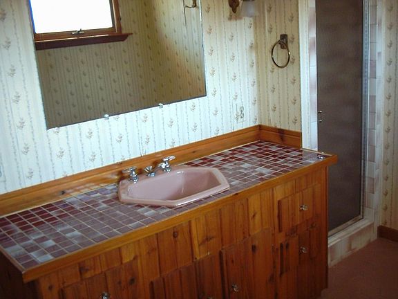 BATH VANITY