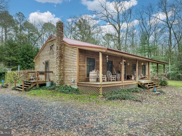 11085 Perryhawkin Church Rd, Princess Anne, MD 21853