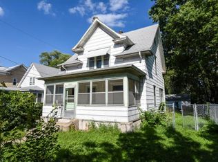 2537 Cedar Ave S, Minneapolis, MN 55404