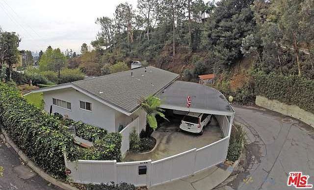 1st image of 3142 Durand Dr
