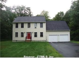 241 Coomer Hill Rd, Killingly, CT 06241