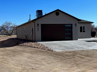 8 A Servis Farm Rd, Los Lunas, NM 87031