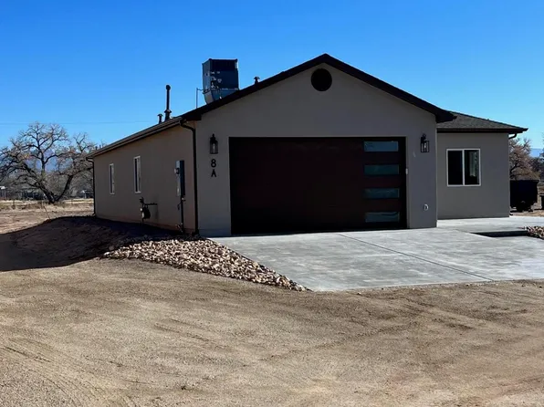 8 A Servis Farm Rd, Los Lunas, NM 87031