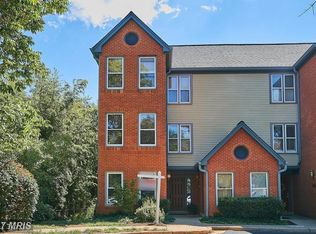 2109 N Rolfe St APT C, Arlington, VA 22209