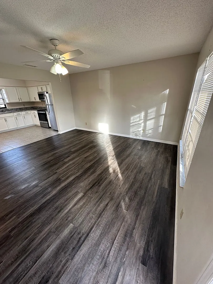 Move In Special- Lovely 2/2 Duplex Home For Rent In St. Cloud — Photo 3
