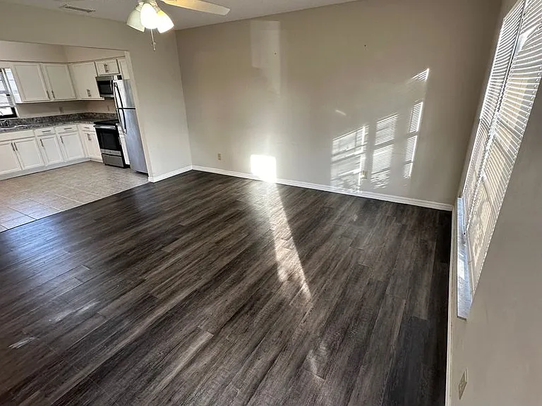 111 Louisiana Ave — Photo 3