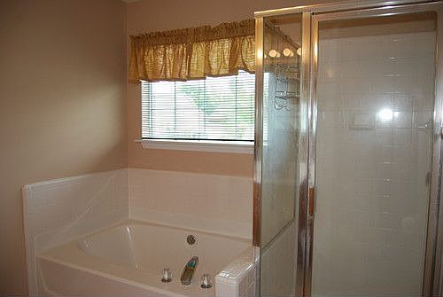 5th image of 13303 Krislyn Woods Pl