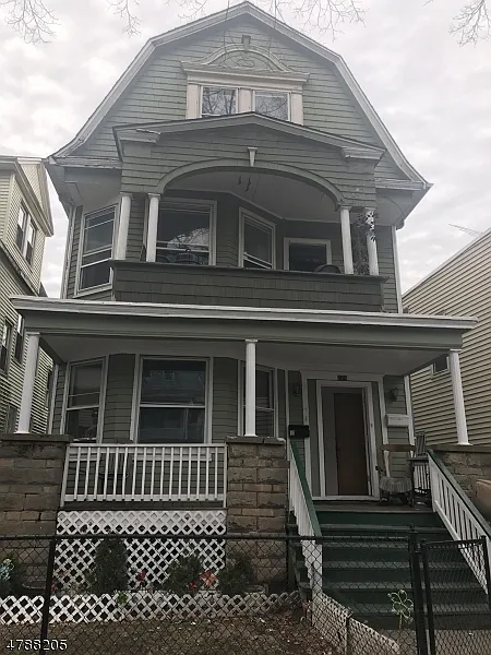 279 Halsted St photo 1