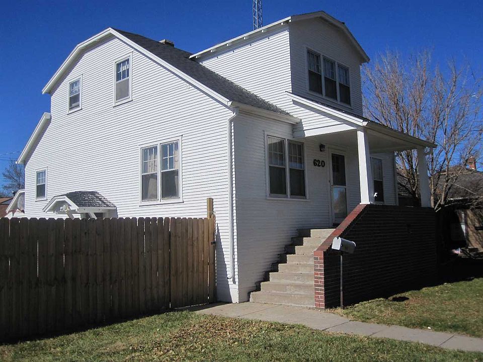 1st image of 620 S Vine St