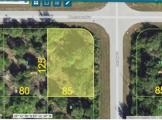 10129 Sunday Dr, Port Charlotte, FL 33981