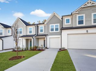 582 Barrington Row Ave, Zebulon, NC 27597