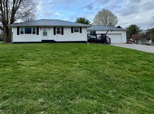 11430 Gay St, Laurelville, OH 43135