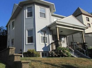 514 Hillside St, Ridgefield, NJ 07657