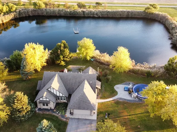 5395 S Carbon Hill Rd, Gardner, IL 60424