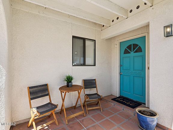 3rd image of 5720 W Placita Del Risco