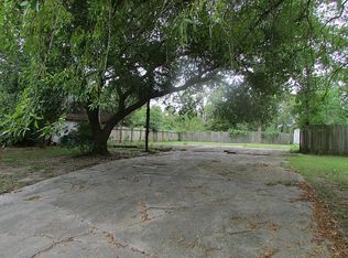 1986 Lake Creek Dr, Kingwood, TX 77339