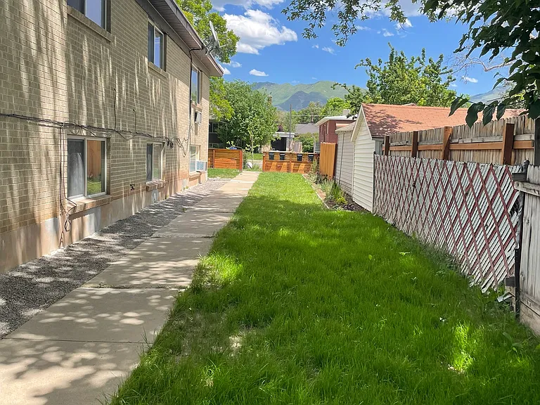 1384 S Lincoln St #2 — Photo 9