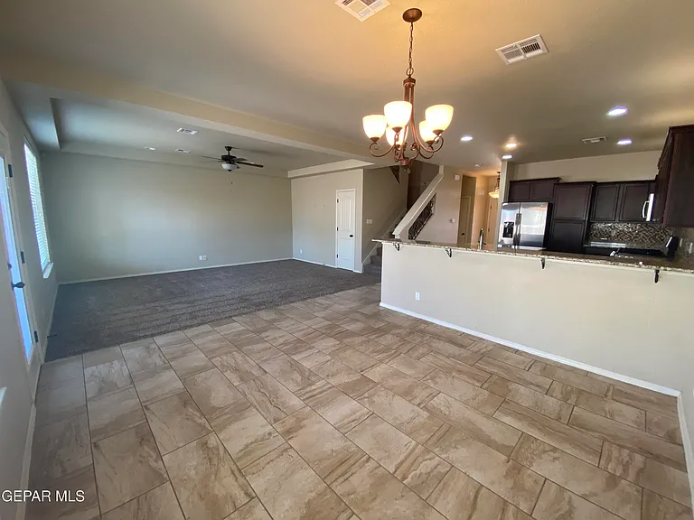 408 La Puesta Dr — Photo 6