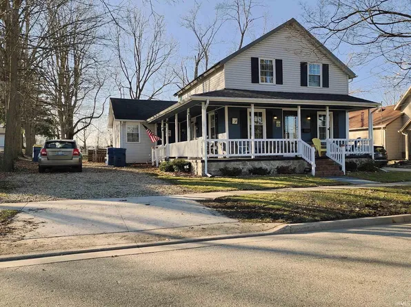 415 N Superior St, Angola, IN 46703