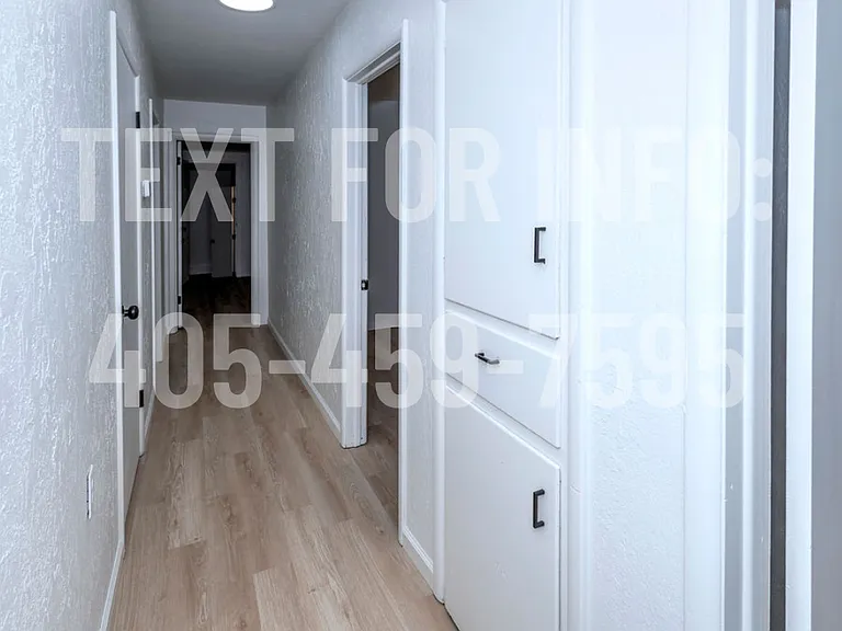 1941 W Spruce Ave — Photo 7