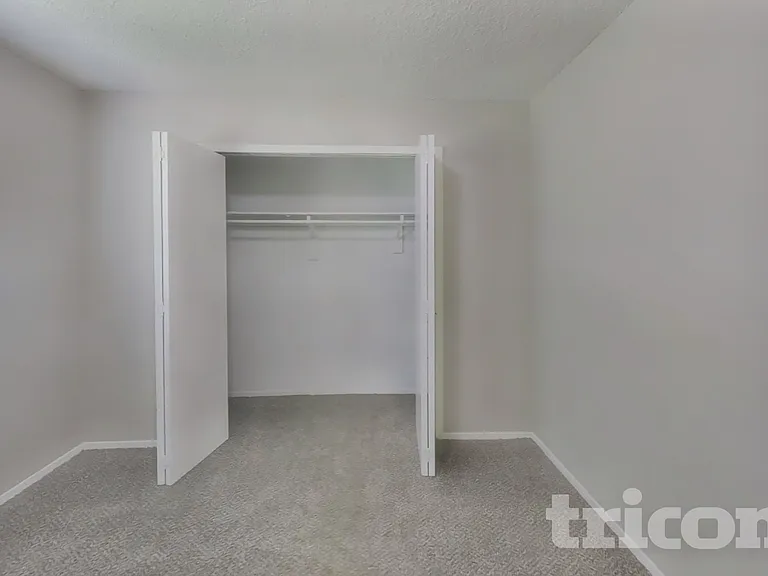 17719 Glenpatti Dr — Photo 12