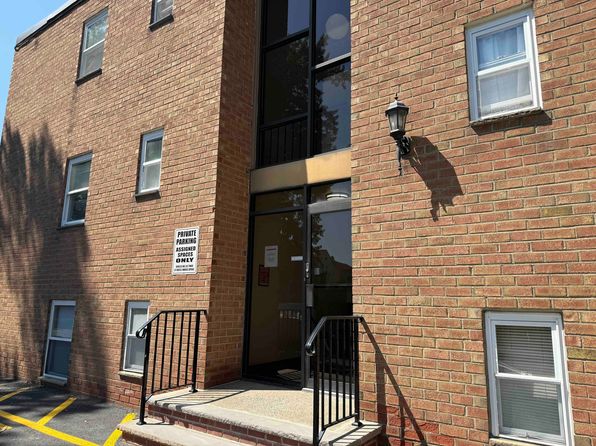 55 Teaneck Rd APT 1R