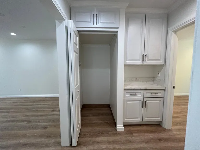 Washer and Dryer Hook ups.