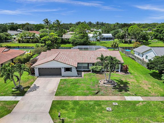 2nd image of 11577 Anhinga Drive