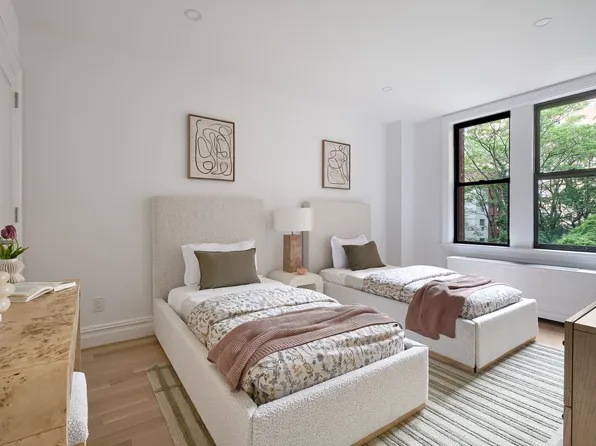 473 West End Avenue image 7 of 10